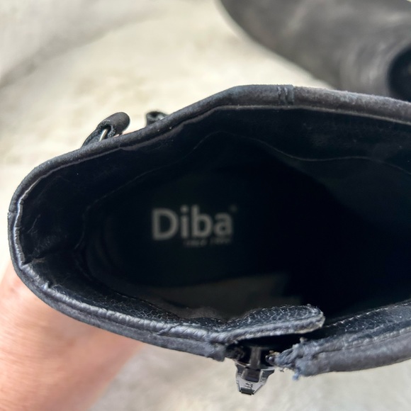 Diba Block Heel Ankle Boots Bootie
Black Size 9.5 - Picture 6 of 7